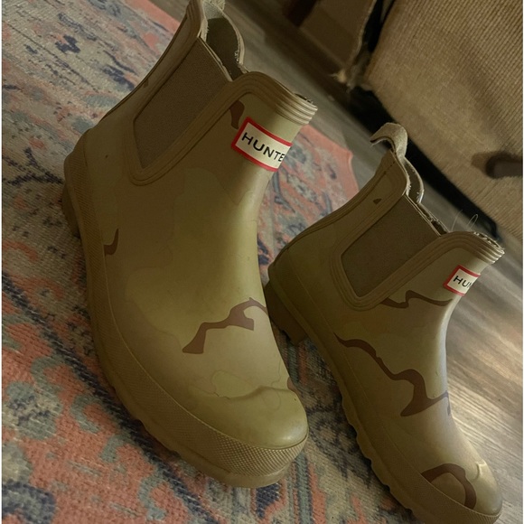 Hunter Rain boots - Picture 2 of 8